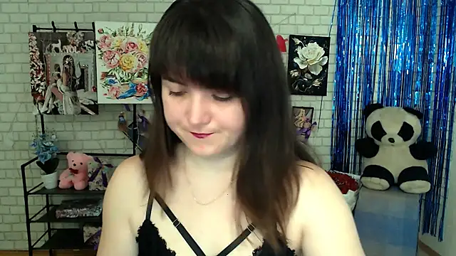 Darina M  online show from 03-06-25, 05:24