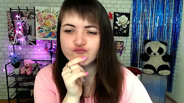 Darina M  online show from 03-13-25, 05:33