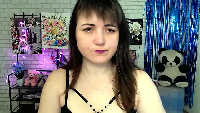 Darina M  online show from 03-20-25, 05:24