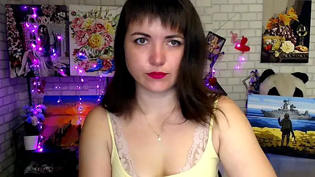 Darina M  online show from 11-05-25, 05:29