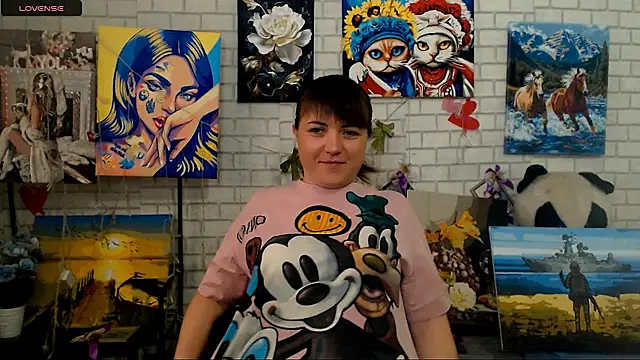 Snapshot of Darina_M_ chatting on 04-29-26, 04:49 Darina M online show from 04-29-26, 04:49