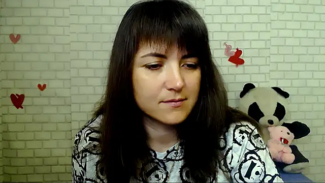 Snapshot of Darina_M_ chatting on 05-07-26, 04:29 Darina M online show from 05-07-26, 04:29