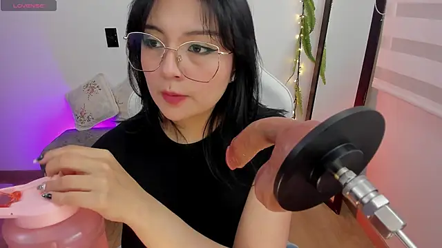 Hannya moon online show from 04-24-26, 05:37