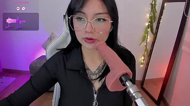 Hannya moon online show from 04-27-26, 05:33