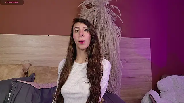 luna willians online show from 04-27-26, 05:55