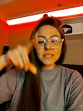 Ich Bin Julia online show from 12-02-25, 11:04