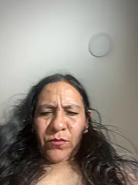 Freya Artemisa online show from 10-12-25, 08:19