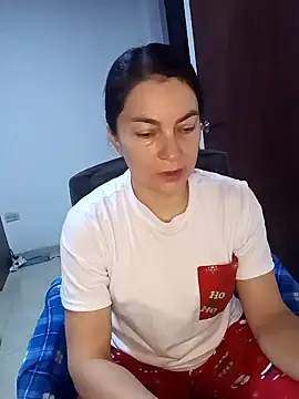 renata hot1 online show from 02-04-25, 02:28