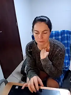 renata hot1 online show from 02-12-25, 05:16