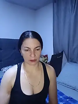 renata hot1 online show from 06-14-26, 12:52