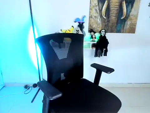 nairobbits online show from 10-13-25, 02:22