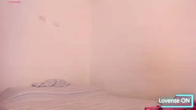 Apriilpeach  online show from 01-29-25, 09:17