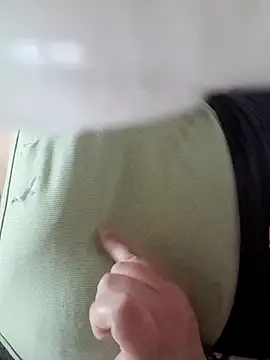 milulili online show from 01-04-25, 04:11