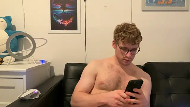 BlueEyedTallGuy94 online show from 12-09-24, 08:22