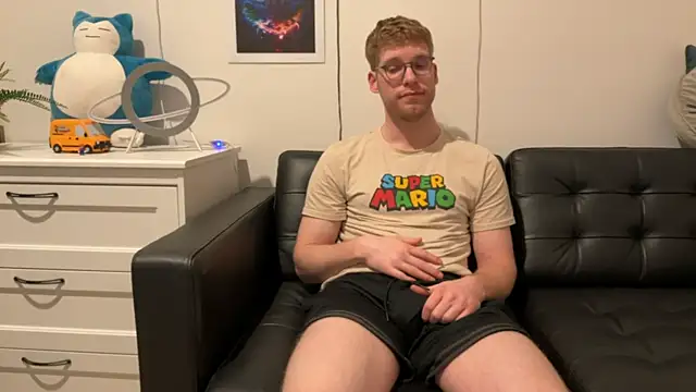 BlueEyedTallGuy94 online show from 12-21-24, 03:14