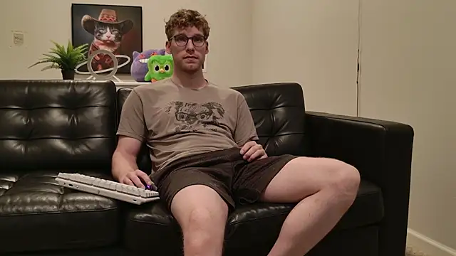 BlueEyedTallGuy94 online show from 10-04-25, 11:03