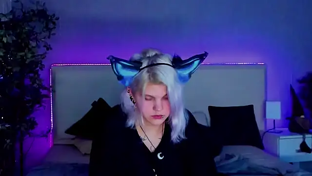 JoannLowe online show from 12-20-24, 11:58