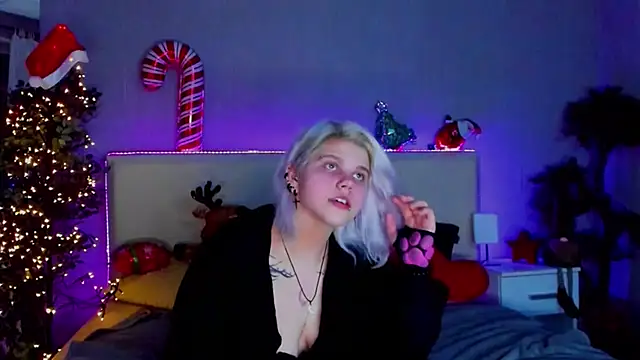 JoannLowe online show from 12-25-24, 02:25