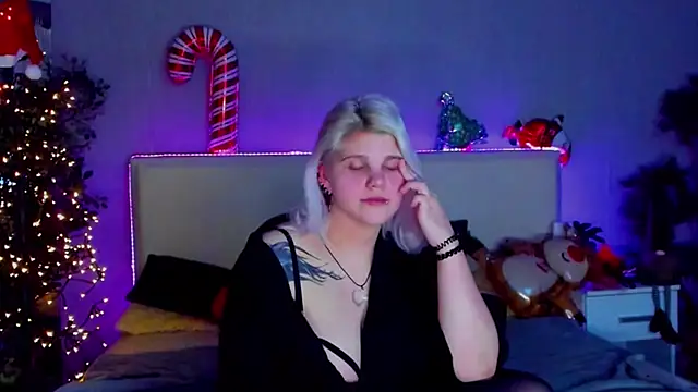 JoannLowe online show from 12-25-24, 10:37