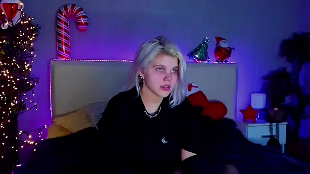 JoannLowe online show from 12-29-24, 08:15