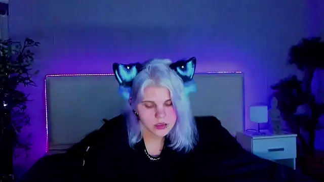 JoannLowe online show from 01-28-25, 11:07