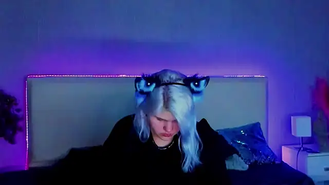 JoannLowe online show from 02-18-25, 11:52