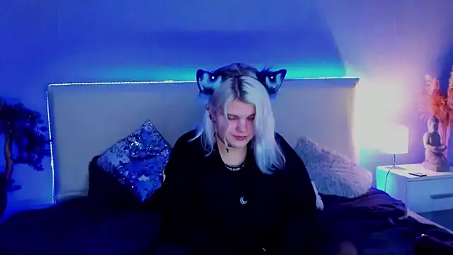 JoannLowe online show from 03-10-25, 11:27