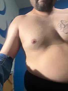 Snapshot of MiamiBang chatting on 10-01-25, 03:34 MiamiBang online show from 10-01-25, 03:34