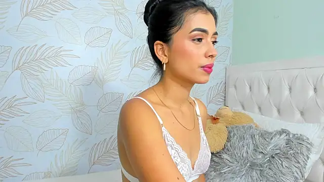 TianaReedd online show from 12-06-24, 01:00