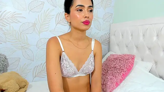 TianaReedd online show from 12-06-24, 04:06