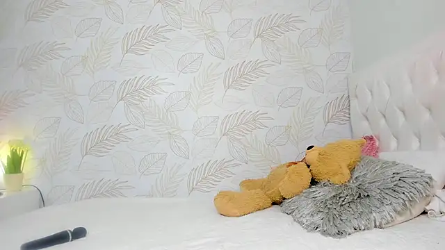 TianaReedd online show from 01-13-25, 12:35