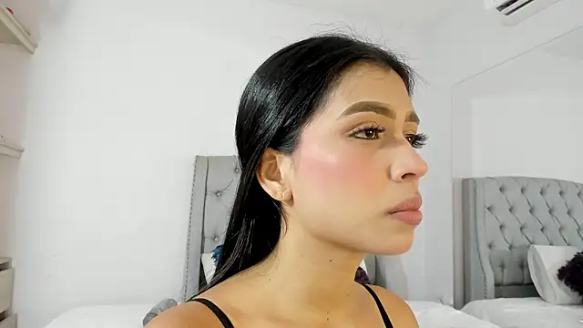 TianaReedd online show from 10-02-25, 12:45