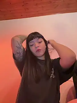 Ashley Chriss online show from 01-23-25, 06:28