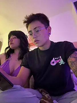 Ashley Chriss online show from 09-21-25, 11:39