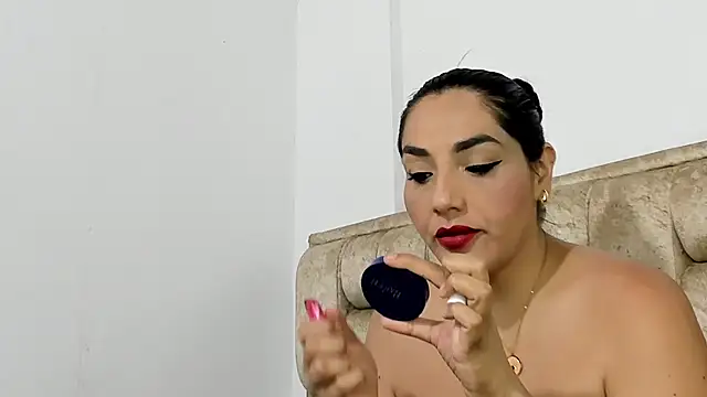 Sophia-Smith2 online show from 10-14-25, 07:31