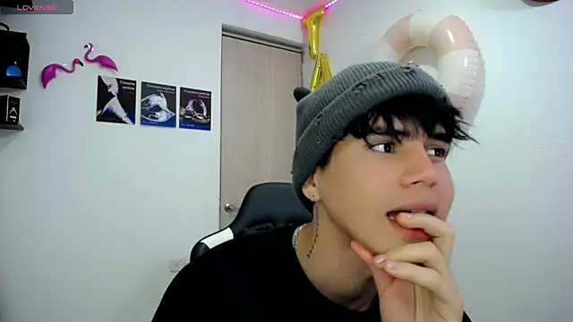 Tayson Rivers online show from 09-13-25, 12:32