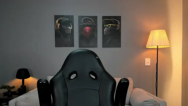 ApoloMakris online show from 11-04-25, 08:19