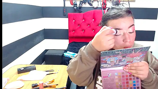 Snapshot of Marian_Ran chatting on 01-07-25, 03:24 Marian Ran online show from 01-07-25, 03:24