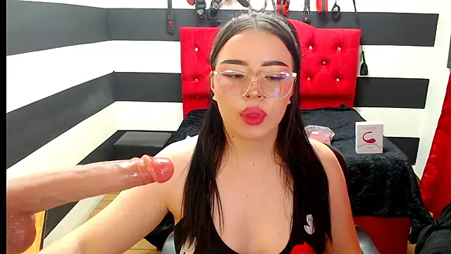 Snapshot of Marian_Ran chatting on 01-08-25, 06:20 Marian Ran online show from 01-08-25, 06:20