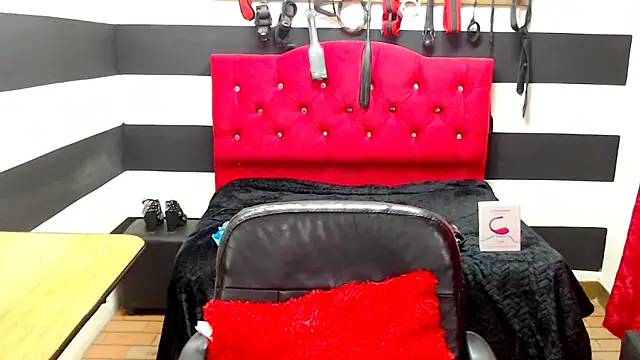 Snapshot of Marian_Ran chatting on 01-14-25, 07:38 Marian Ran online show from 01-14-25, 07:38