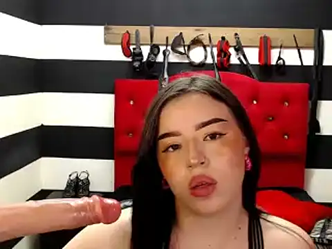 Snapshot of Marian_Ran chatting on 01-31-25, 09:16 Marian Ran online show from 01-31-25, 09:16