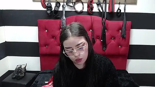 Snapshot of Marian_Ran chatting on 02-11-25, 08:58 Marian Ran online show from 02-11-25, 08:58