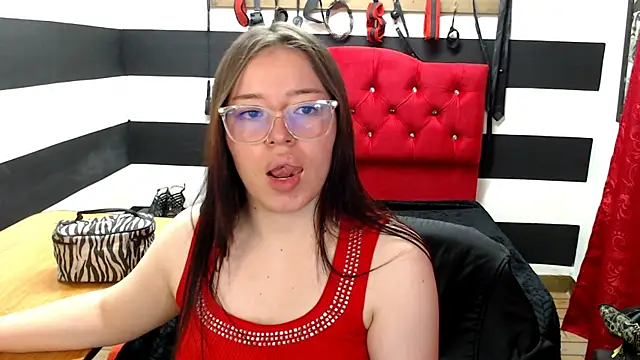 Snapshot of Marian_Ran chatting on 02-19-25, 02:44 Marian Ran online show from 02-19-25, 02:44