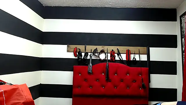 Snapshot of Marian_Ran chatting on 02-27-25, 05:24 Marian Ran online show from 02-27-25, 05:24