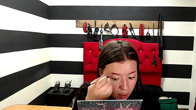 Snapshot of Marian_Ran chatting on 03-07-25, 03:08 Marian Ran online show from 03-07-25, 03:08