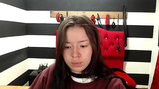 Snapshot of Marian_Ran chatting on 03-10-25, 04:07 Marian Ran online show from 03-10-25, 04:07