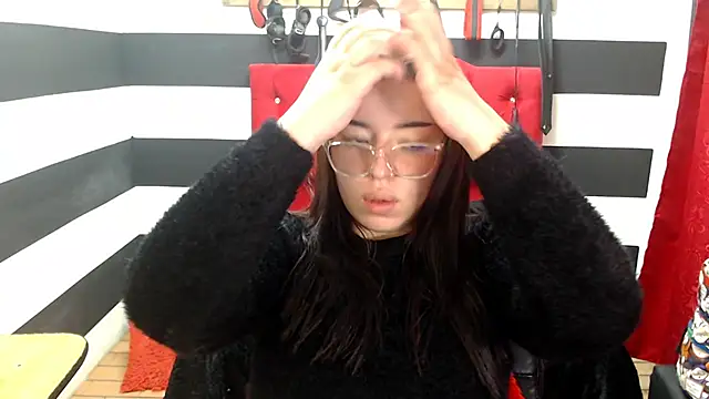 Snapshot of Marian_Ran chatting on 03-11-25, 03:05 Marian Ran online show from 03-11-25, 03:05