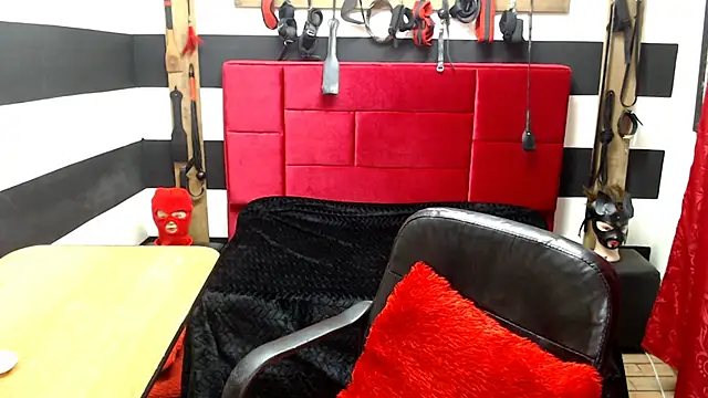 Snapshot of Marian_Ran chatting on 03-14-25, 06:21 Marian Ran online show from 03-14-25, 06:21