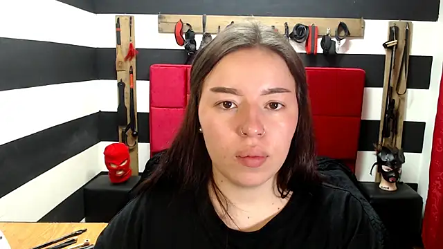 Snapshot of Marian_Ran chatting on 03-15-25, 02:56 Marian Ran online show from 03-15-25, 02:56