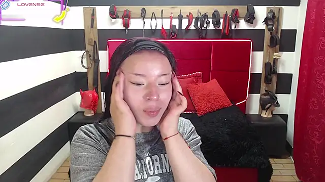 Snapshot of Marian_Ran chatting on 09-17-25, 03:08 Marian Ran online show from 09-17-25, 03:08